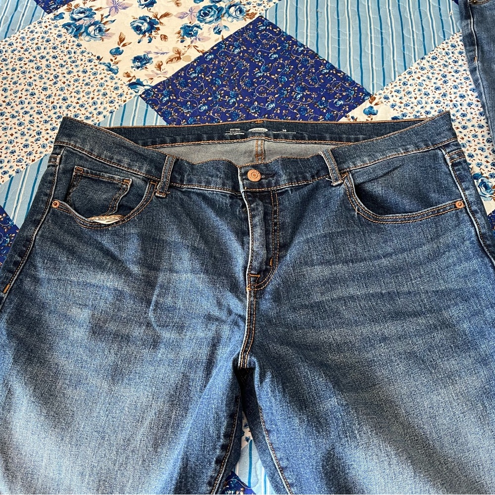 Women’s Old Navy kicker jeans and shorts.